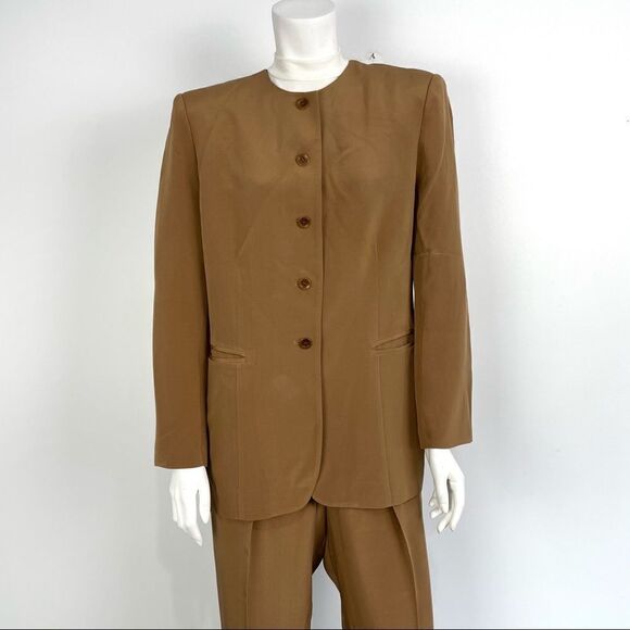 Vintage Jones New York 100% Silk Pant Suit - Picture 7 of 16
